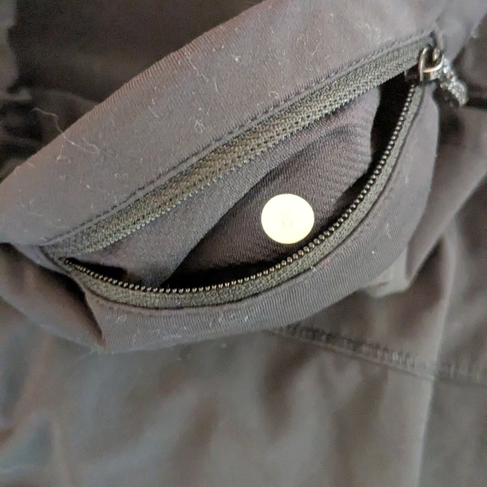 Set Of 2 Lululemon Size 8 Women's Skorts - Black and White - Picture 6 of 9